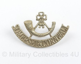 Britse leger DCLI Duke of Cornwall's Light Infantry cap badge - 5 x 3 cm - origineel naoorlogs