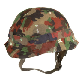 Zwitserse M71 helmovertrek in TAZ 83 of TASS 83 camo  (zonder helm - origineel