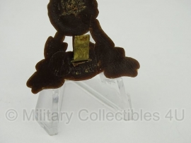 Royal Pioneer Corps cap badge cap badge  - plastic 1943 uitvoering - met stempel - origineel WO2 Brits