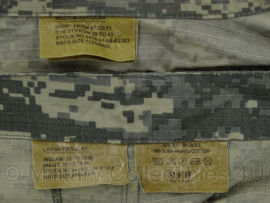 US Army BDU jas en broek - ACU camo - Med-Reg - maker MFH