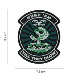 Embleem Nuke 'em until they glow - klittenband - 3D PVC - 9,2 x 7,3 cm