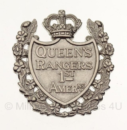 WW2  Queen's York Rangers (1st American Regiment) (RCAC) cap badge