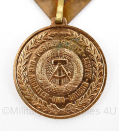 DDR NVA medaille Reservist der Nationalen Volksarmee - origineel
