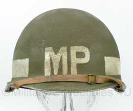 WO2 US Army MP Military Police M1 helm - replica / omgebouwd naoorlogs