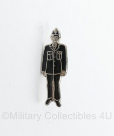 Engelse politie politieagent in uniform speld - 2,5 x 1 cm - origineel