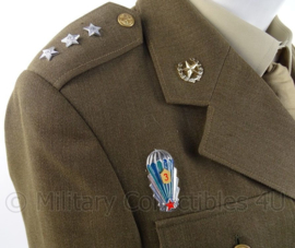 Tsjechisch leger Officiers uniform jasje met insignes !- maat 45 = Small  - origineel