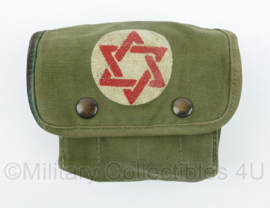 WO2 US Army Medic pouch 1945 - doorgebruikt door IDF Israelische leger - 15 x 6 x 12 cm - origineel