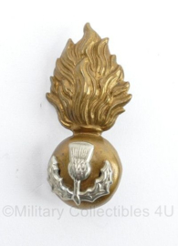 Royal Scottish Fusiliers cap badge - 5 x 3,5 cm -  origineel