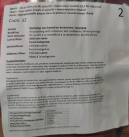 1 doos met 8 zakken Nederlandse leger 24uurs rantsoenen Maaltijd zak 24 Hour Operationeel Rantsoen W(Pouch) + Warm Weer module - 8 verschillende menu's! - +/- 4900 kcal - Best Before December 2026
