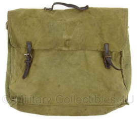 WO2 Duitse stoffen groene kleding tas uit 1943 - gestempeld 1943 - 30 x 38 cm - origineel