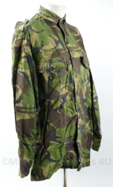 KMARNS Korps Mariniers Woodland DPM camo uniform 1988 met straatnaam - maat 41 - gedragen - origineel