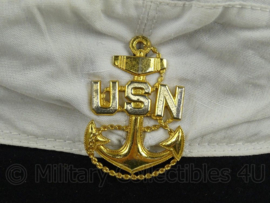 US Navy USN Navy muts - met goudkleurige metalen insigne - maat 57 - origineel
