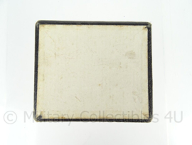 NL antiek medaille doosje - 6 x 7 x 2 cm - origineel