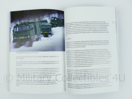 Koninklijke Marine naslagwerk - handboek leidraad militair optreden onder extreme omstandigheden - gebruikt - origineel