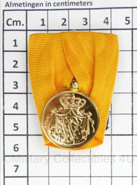 Defensie Wilhelmina periode Trouwe dienst Medaille in goud - 5,5 x 4 cm - origineel