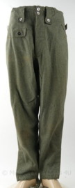 WO2 Duitse M43 Keilhose feldgrau - maat Large - replica