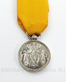 Koninklijke Marine Trouwe dienst medaille zilver - Wilhelmina - 5 x 2 cm - origineel