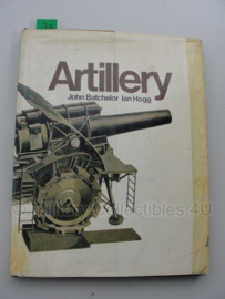 Boek 'Artillery' - John Batchelor / Ian V Hogg