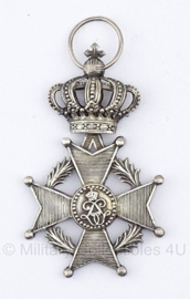 Belgische "orde van Leopold II" Zilver medaille - Origineel