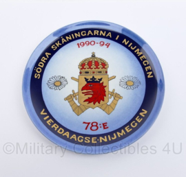 Bord 78e Nijmeegse Vierdaagse namens Homeguard South Scanian Regiment 1990-1994 - origineel