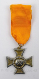 Oostenrijkse leger 10 jaar Trouwe Dienst medaille onderofficier - 1913-1918 - afmeting 3,5 x 9 cm - origineel