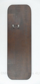 Houten wandbord voor de montage voor een dolk of zwaard - 14,5 x 2 x 45,5 cm - origineel