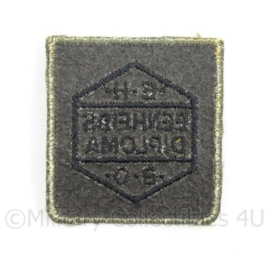 KL Landmacht borst embleem EHBO eenheids diploma voor op het GVT - groen - afmeting 4,5 x 5 cm - origineel