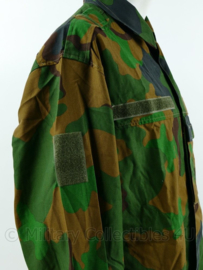 Korps Mariniers nieuwste model met borstzak  jungle camo permetrhrine basis jas - maat 8000/0005 - NIEUW - origineel