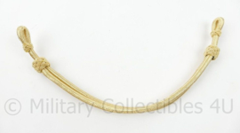 Goudkleurige kinriem voor platte pet Hoofdcommissaris Belgische Politie - 30 cm lang - origineel