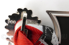 WO2 Duits Ridderkruis met Eichenlaub, zwaarden en lint - gestempeld  - replica