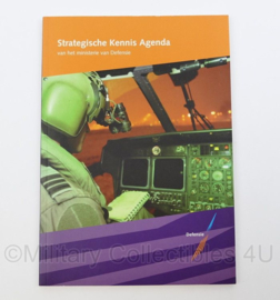 Nederlandse Defensie Strategische Kennis Agenda naslagwerk - 24 x 17 x 0,5 cm  - origineel