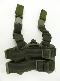Blackhawk CQC Serpa Glock 17 holster met legpanel en extra MOLLE attachment - 18 x 16 x 6 cm - origineel