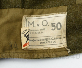 MVO uniform jasje Rode Kruis arts 1959 - maat 50 - origineel