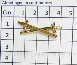 Gekruisde zwaarden goud metaal voor aan medaille - 3,5 x 1,5 cm - origineel