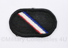 US Army naoorlogse oval wing voor op de borst onbekend- zwart rood wit blauw - origineel