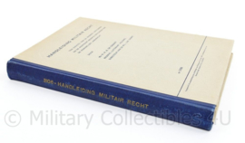 Handleiding Militair Recht NR 3106 MVO 1951   - ten dienste van de Reserve officieren en Adspirant reserve officieren van de Koninklijke Landmacht -  origineel