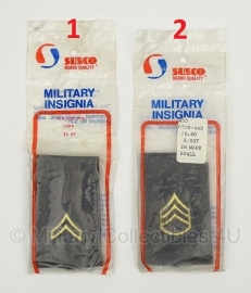 US Army SUSCO en AAFES shoulder boards - in verpakking -  5,5 x 11 cm. - 1 paar - origineel