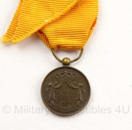 Bronzen Nederlandse medaille set voor 12 jaar Trouwe Dienst - Juliana - origineel