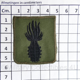 Defensie GVT embleem granaatwerper - 5 x 5 cm - origineel