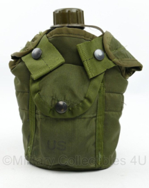 US Army Special Forces Modified canteen met canteen pouch - gebruikt - 17 x 10 x 23 cm - origineel