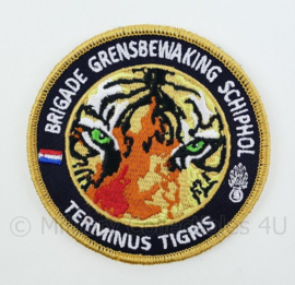KMAR Koninklijke Marechaussee Brigade Grensbewaking Schiphol Terminus Tigris embleem - met klittenband - diameter 9 cm