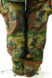 NL Marine Sniper Trouser merk Arktis C121 Korps Mariniers Woodland voor snipers SLA - maat 38/96 - nieuw - origineel