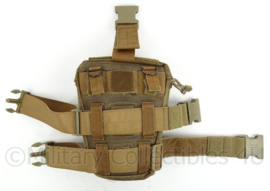 KL Landmacht Droppouch been Coyote Tan - afmeting 24 x 10 x 20 cm - origineel