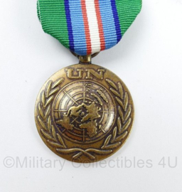 Defensie UNTAC United Nations Transitional Authority in Cambodia medaille met baton in doosje - origineel