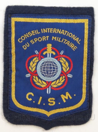 KL Landmacht CISM Conseil International du Sport Militaire embleem - afmeting 7,5 x 11 cm - origineel