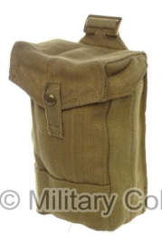 1 enkele Britse Bren Gunner's Magazine  pouch Utility Pouch Magazijntas borst model- origineel WO2