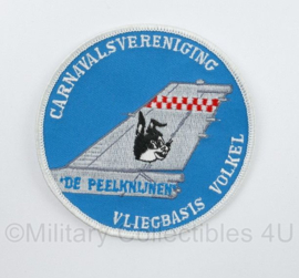 Carnavalsvereniging De Peelknijnen Vliegbasis Volkel embleem - diameter 10 cm - origineel