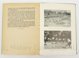 WO2 1938 Duits NSDAP boek "Wir Deutsche in der Welt" - 15 x 2 x 21,5 cm - origineel