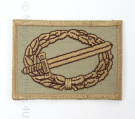 Defensie gevechtsinsigne - desert - 6,5 x 4,5 cm - origineel