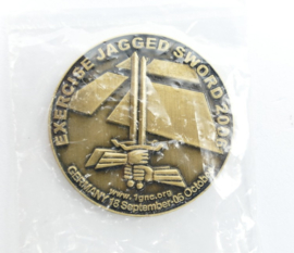 Duits Nederlandse Corps Exercise jagged Sword 2006 coin - Germany 18 september - 06 october - nieuw in de verpakking - diameter  3,5 cm - origineel